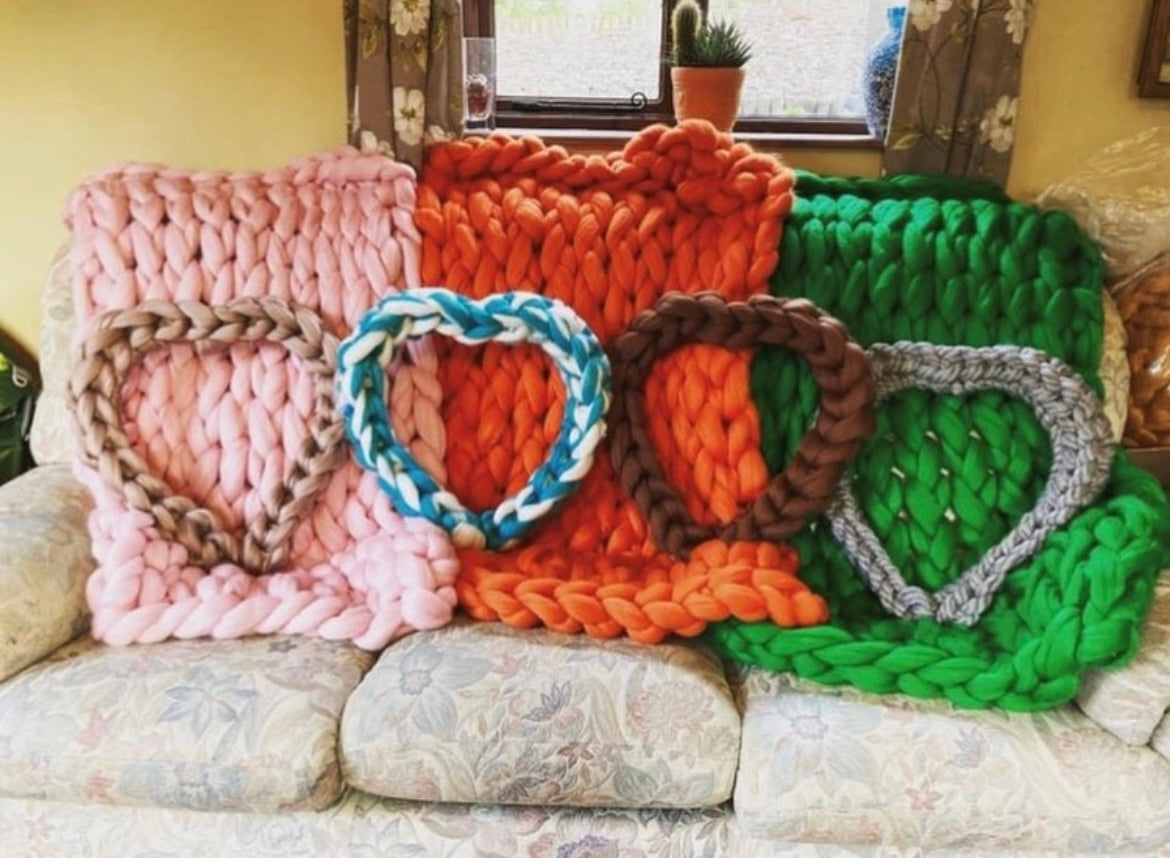 Large Chunky Knit Heart