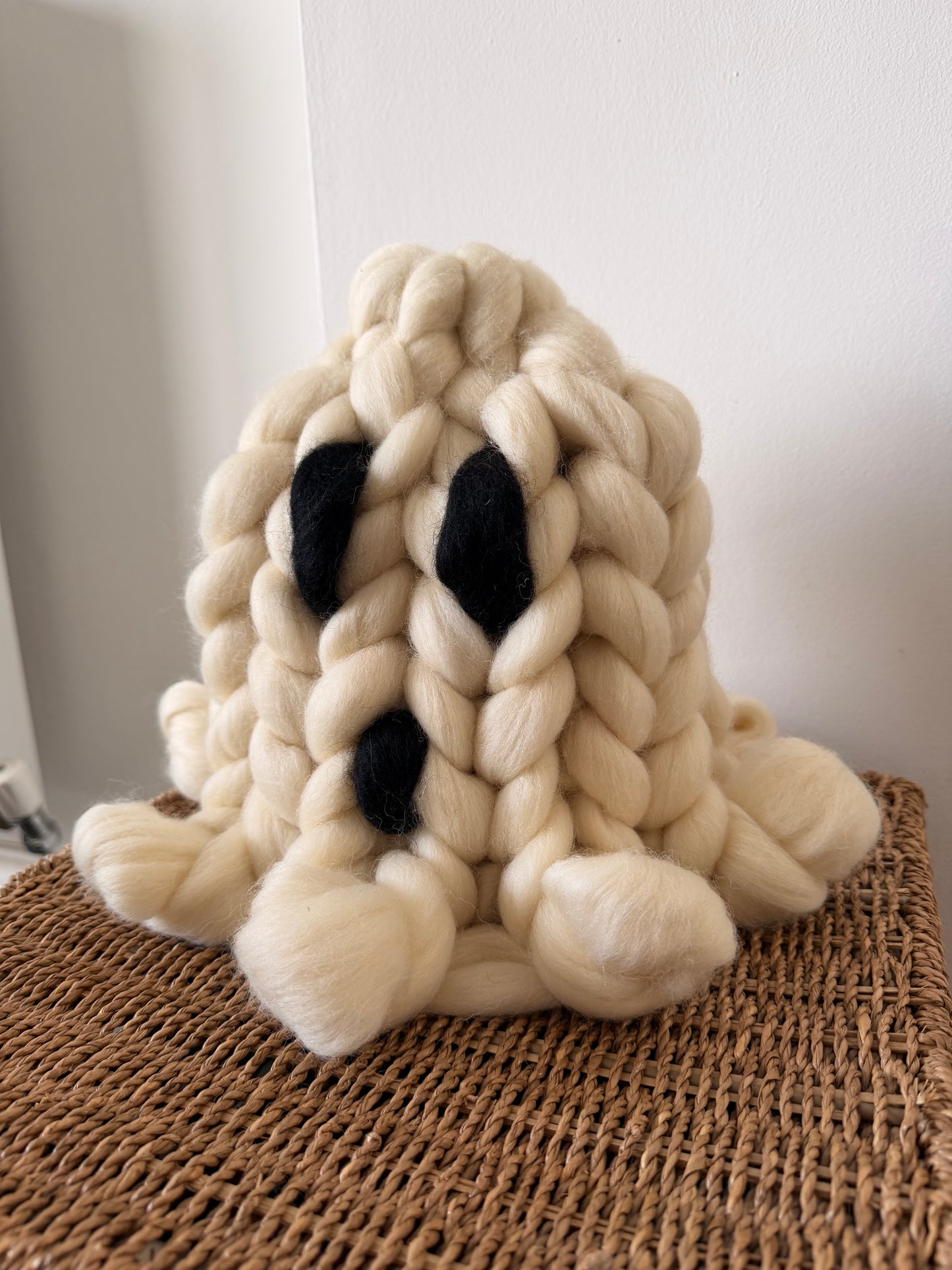 👻 Chunky knit ghost 👻