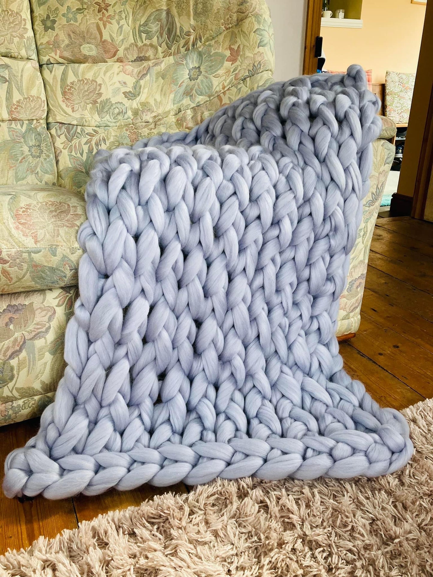 Medium Arm Knitted Throw